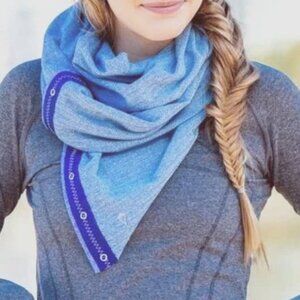 IVIVA Village Chill Wrap Herringbone Blue Scarf